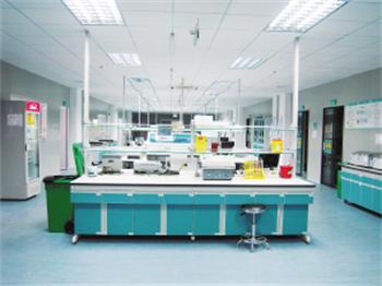国外独立医学实验室的发展现状与设备特点