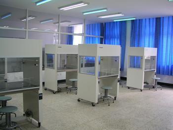 苏州中仕达材料科技 中达专业净化工作台与机床工作台的卓越之选